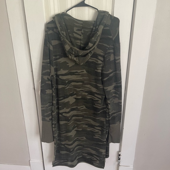 Sweet Romeo Camo Hooded Cardigan - Picture 2 of 4